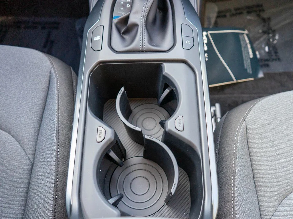 2025 Kia K4 LX - Photo 23
