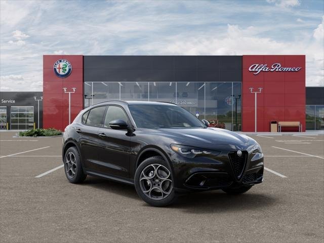 New 2025 Vulcano Black Metallic Exterior Paint Alfa Romeo  image 99