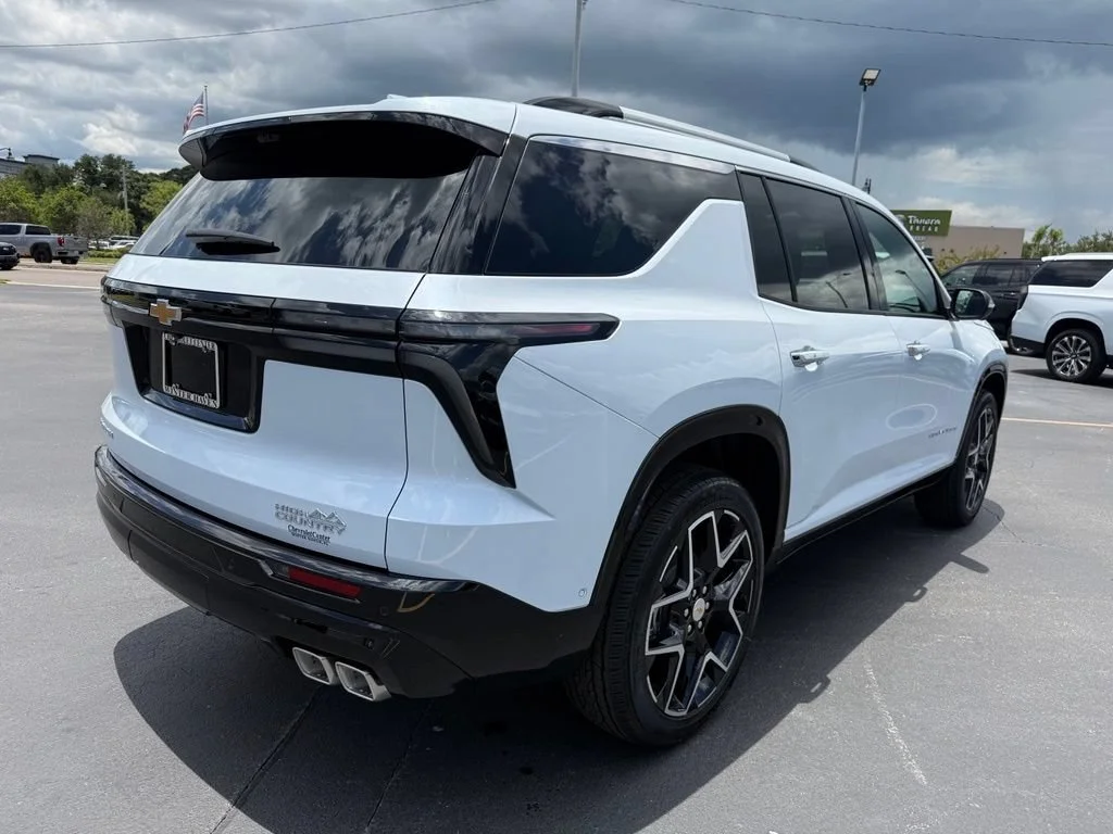 2026 Chevrolet Traverse High Country - Photo 8
