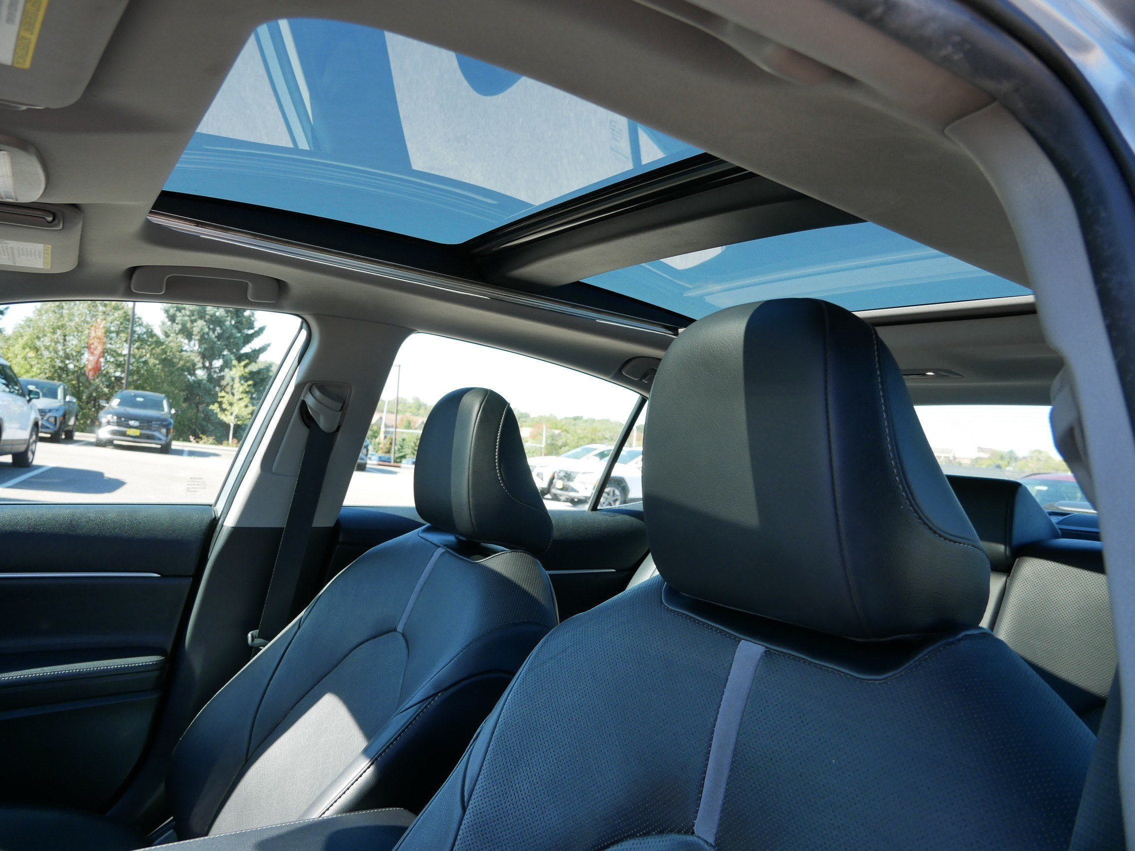 2020 Toyota Camry XSE - Photo 20