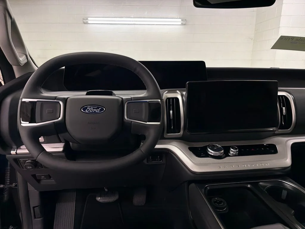 New 2026 Gray Ford Active image 8
