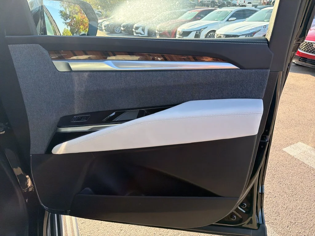 2026 Cadillac Escalade Platinum Sport - Photo 34