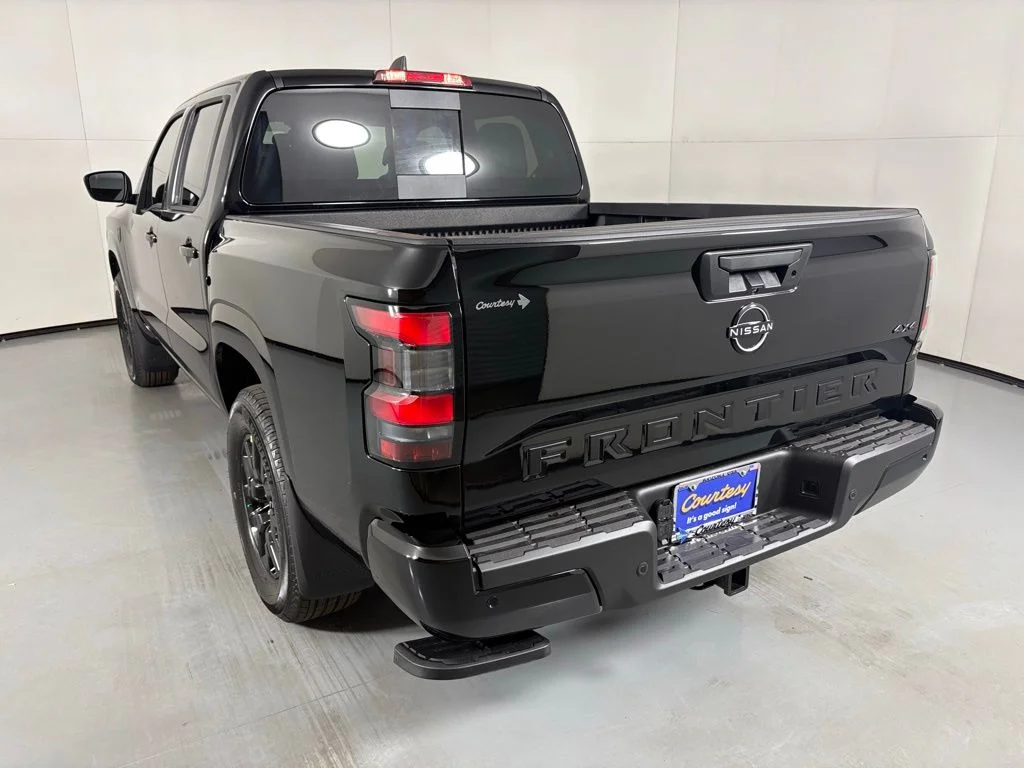 New 2026 Super Black Nissan Crew Cab SV image 6