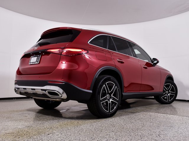 New 2026 MANUFAKTUR Patagonia Red Metallic Mercedes-Benz GLC 300 image 49