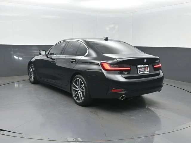 Used 2020 Black BMW 330i image 29