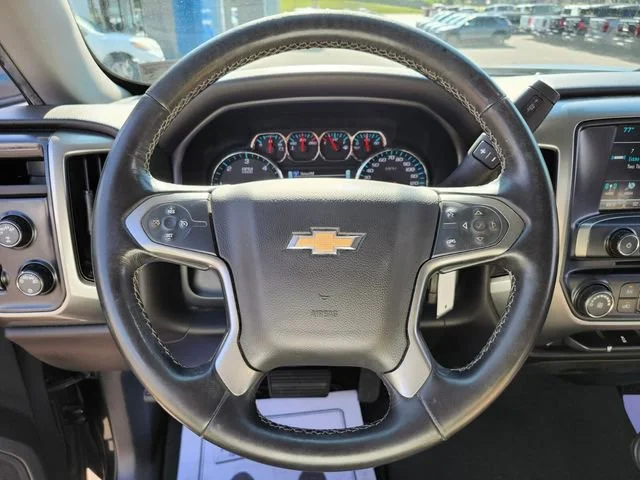 Used 2019 BLACK Chevrolet LT image 31