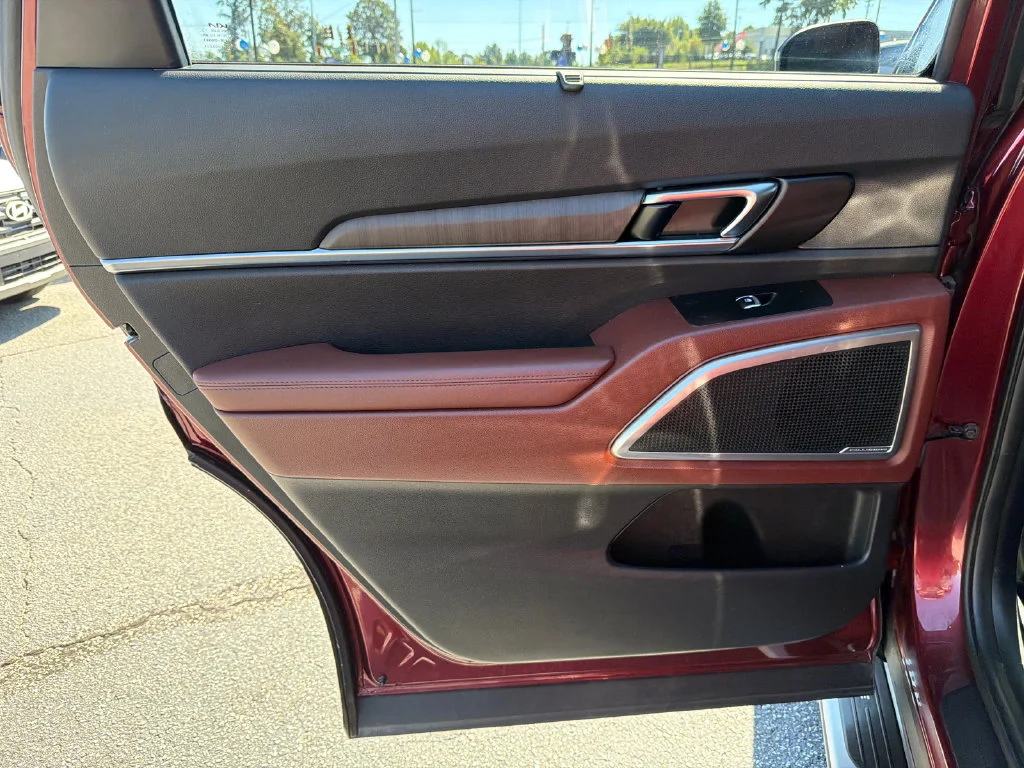 Used 2024 Red Kia EX image 22