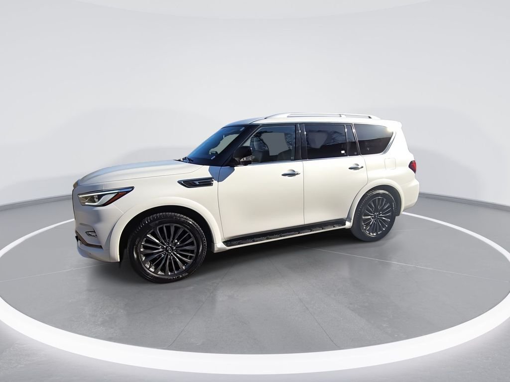 Used 2022 White INFINITI Premium Select image 4