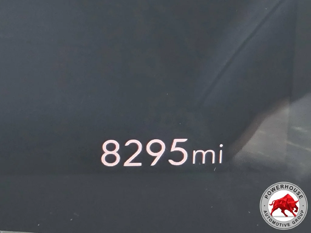 Used 2025 White Buick Sport Touring image 34