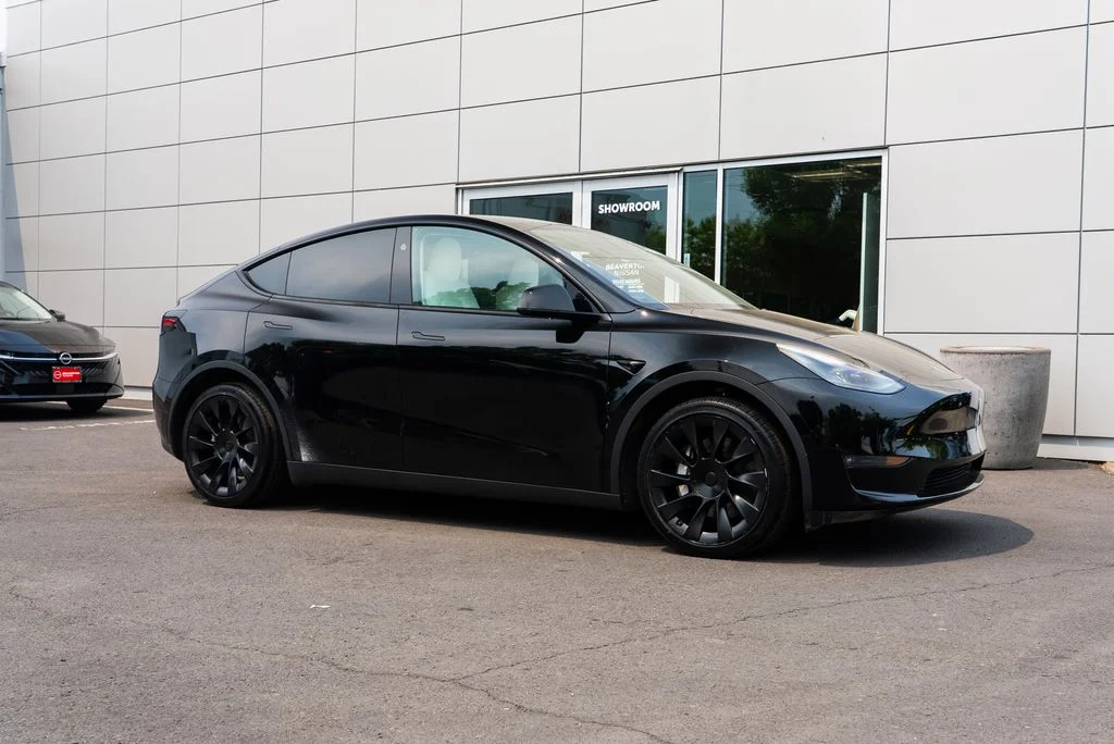 Used 2023 Black Tesla Long Range image 24