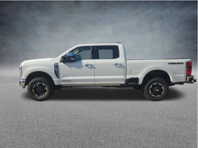 New 2026 Star White Metallic Tri-Coat Ford F-250® King Ranch® image 5