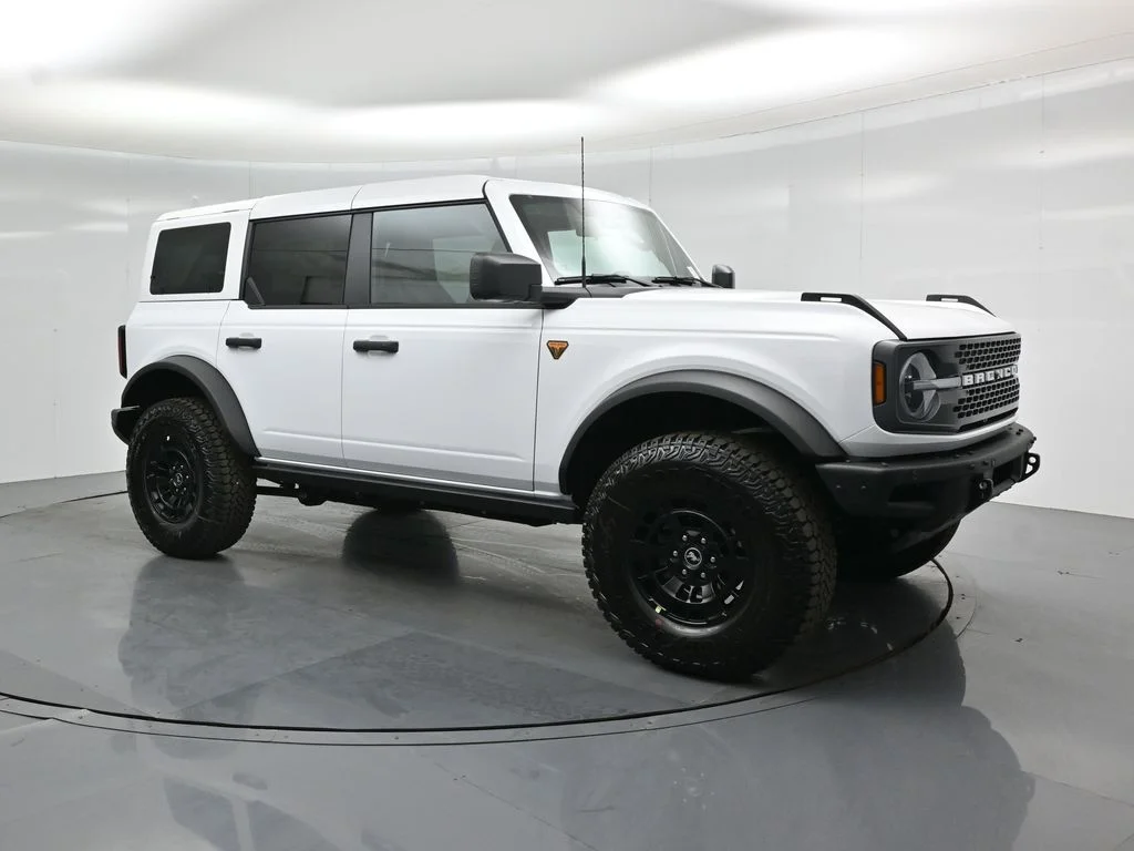 New 2026 Oxford White Ford Badlands image 23