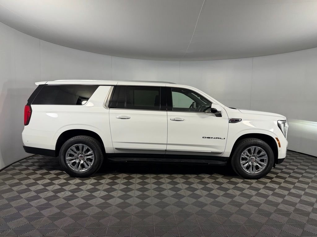 Used 2025 White GMC Denali image 5