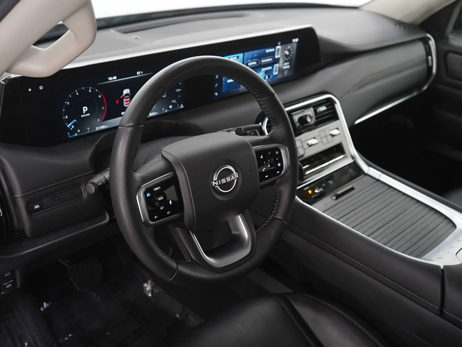 Certified Used 2025 Aspen White Tricoat Nissan SV image 23
