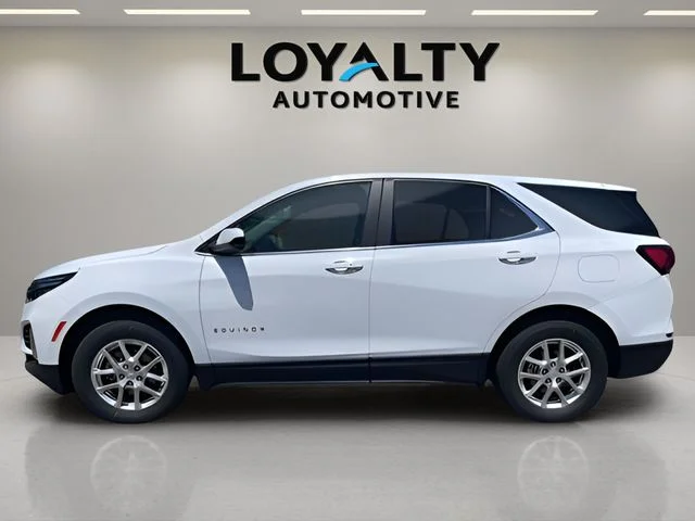 Used 2024 White Chevrolet LT image 2