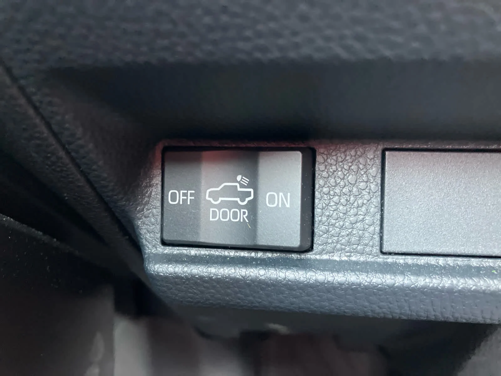 Certified Used 2026 Ice Cap Toyota SR5 image 17