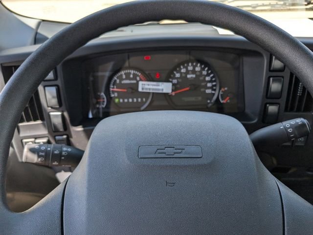 New 2024 Arc White Chevrolet NA image 31