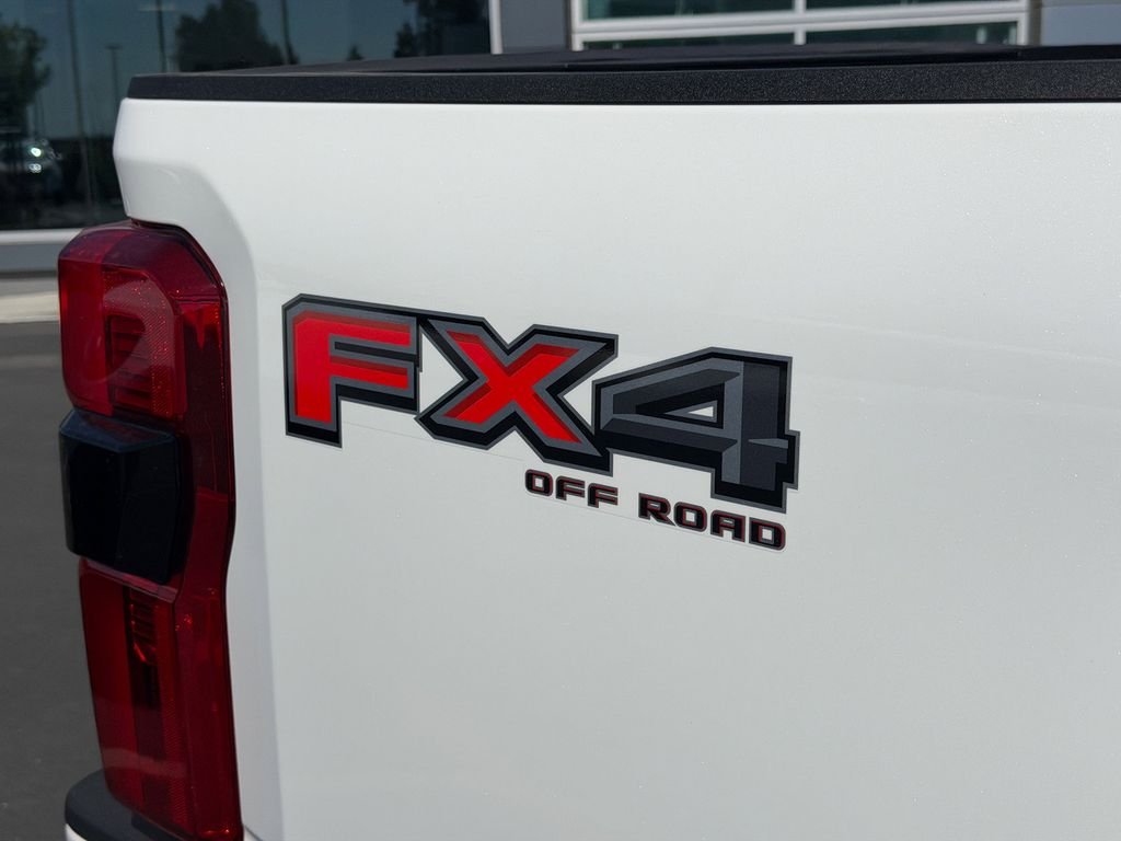 New 2026 Star White Metallic Tri-Coat Ford F-250® Platinum® image 9