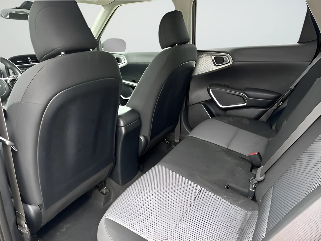 Used 2022 Black Kia LX image 17