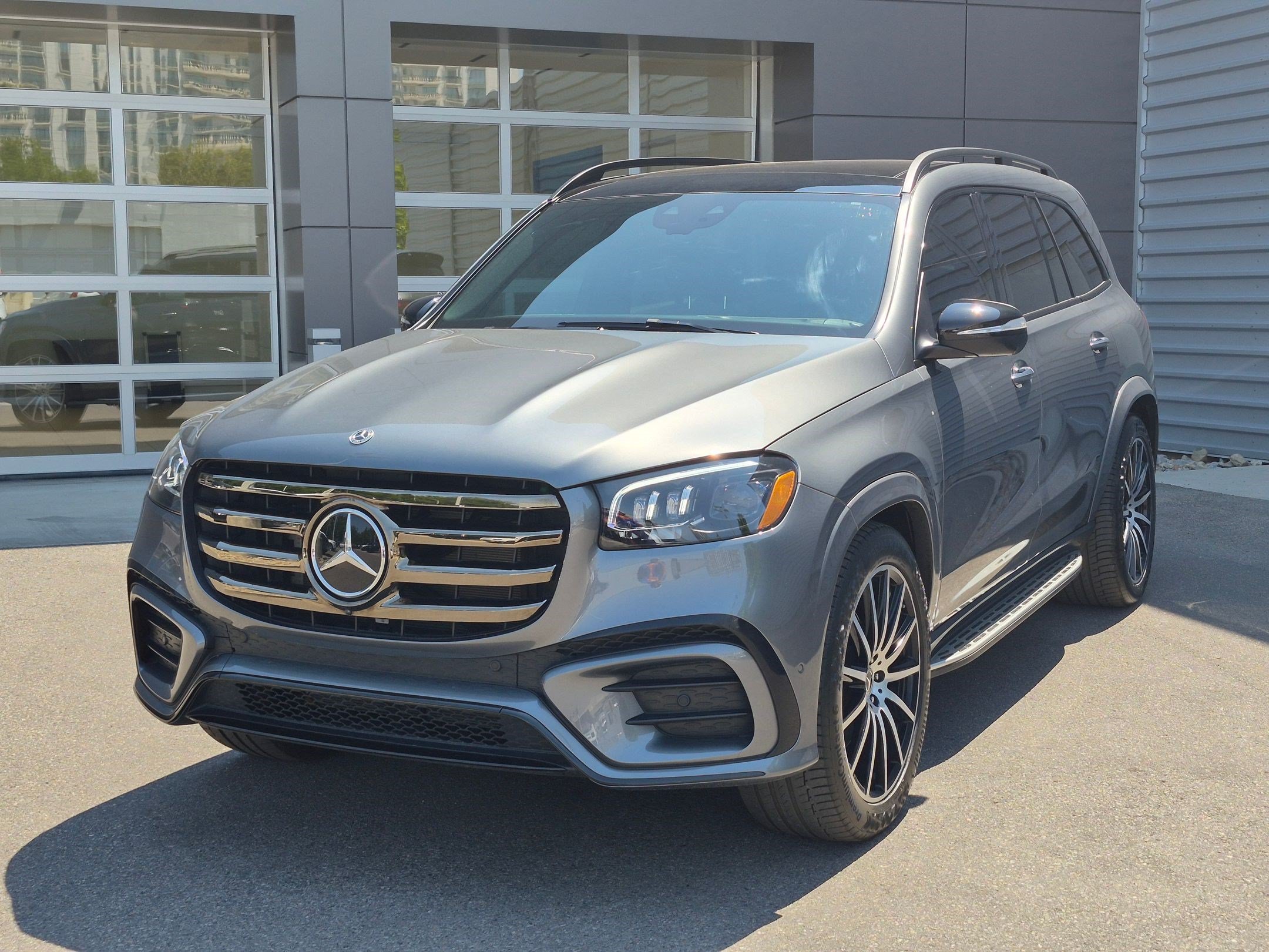 Certified Used 2024 Selenite Gray Metallic Mercedes-Benz GLS 580 image 8