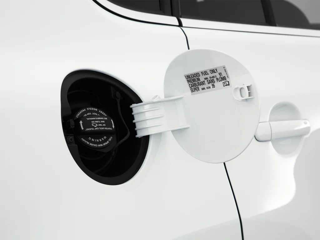 Used 2011 White Volkswagen S image 55