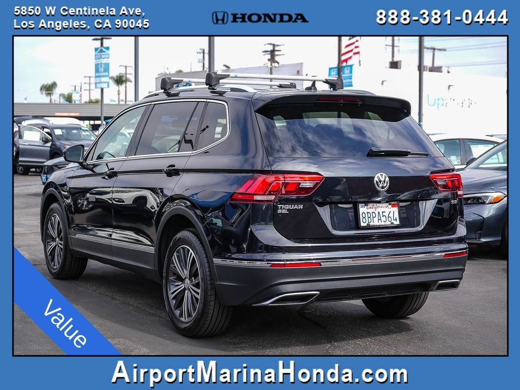 Used 2018 Pearl Metallic Volkswagen 2.0T SEL image 14