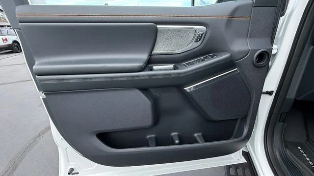 New 2027 Star White Metallic Tri-Coat Ford Tremor® image 20