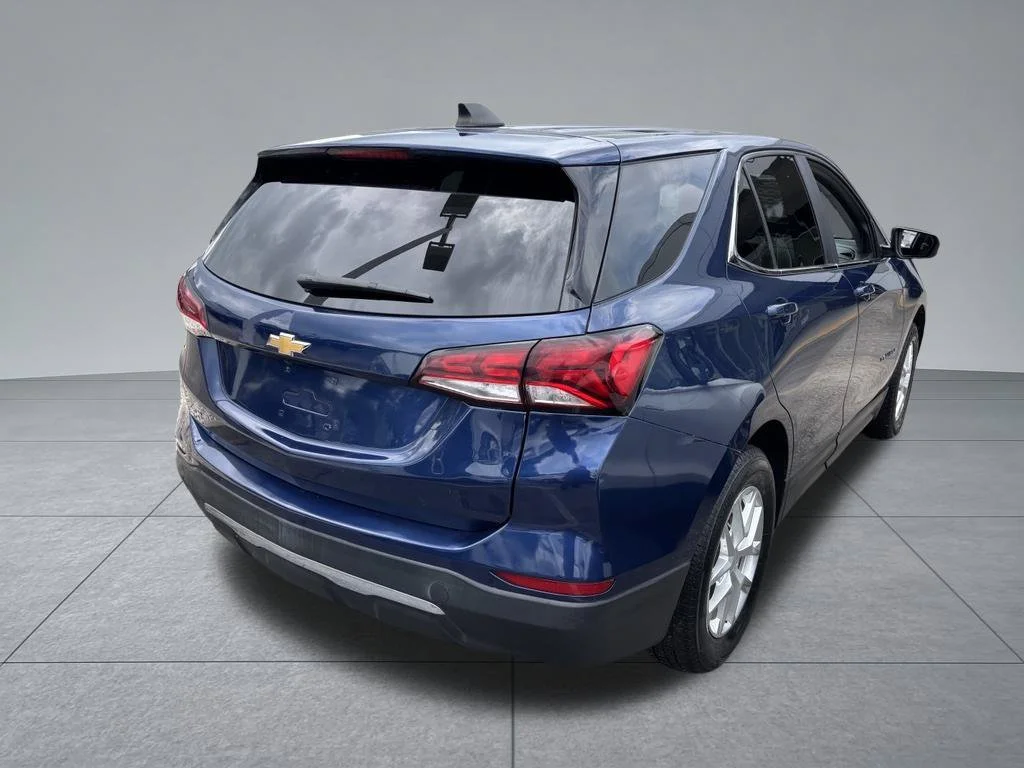 Used 2022 Blue Chevrolet LT image 13