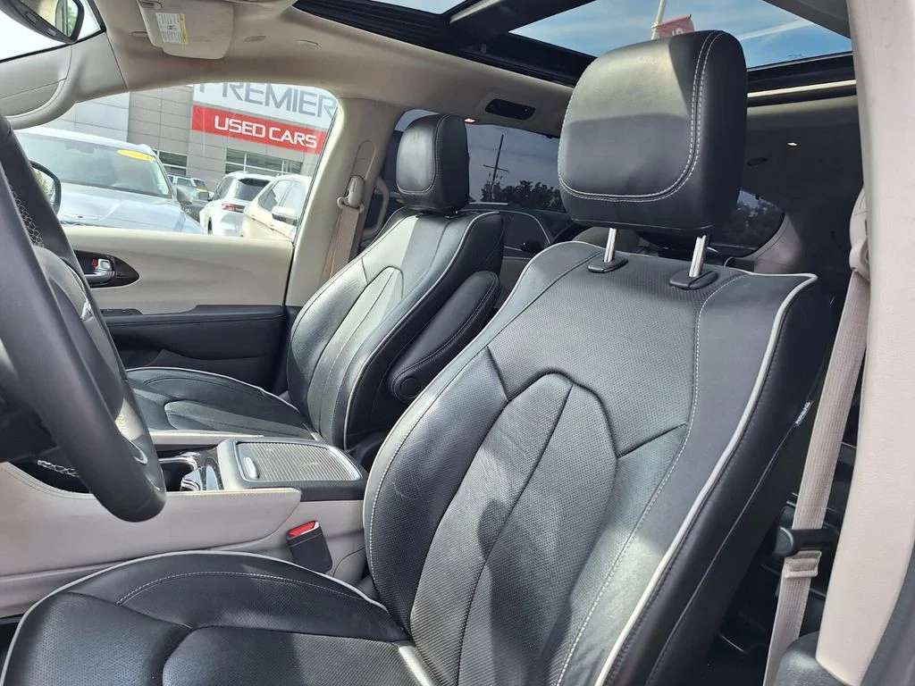2023 Chrysler Pacifica Limited - Photo 11