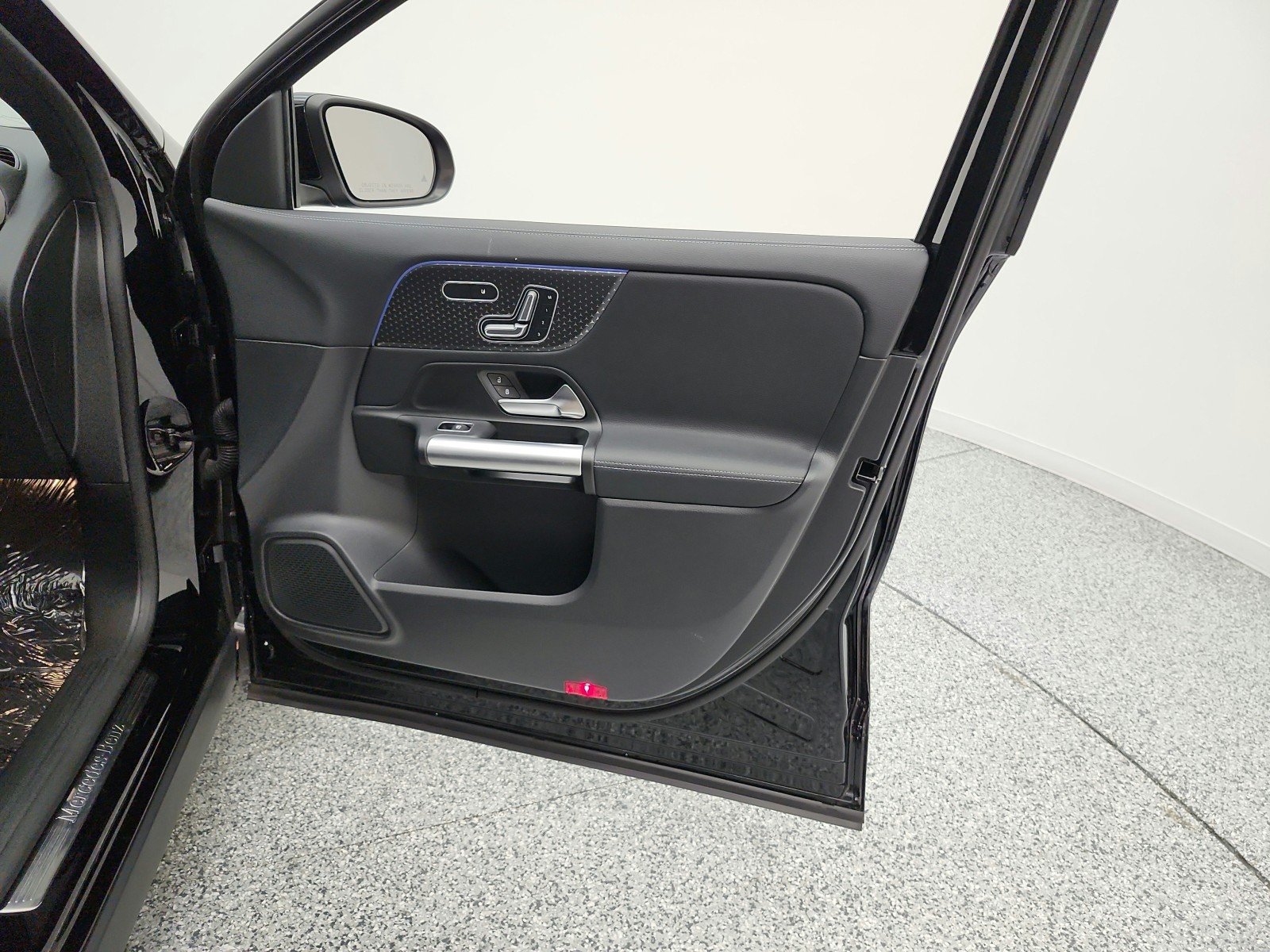 Certified Used 2024 Night Black Mercedes-Benz GLA 250 SUV image 22