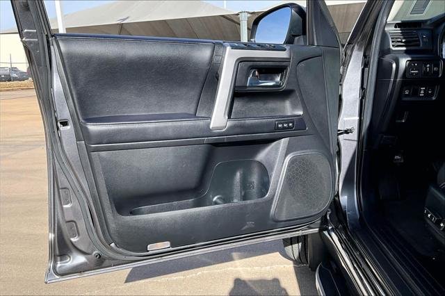 Certified Used 2022 MAGNETIC GRAY MET. Toyota  image 24