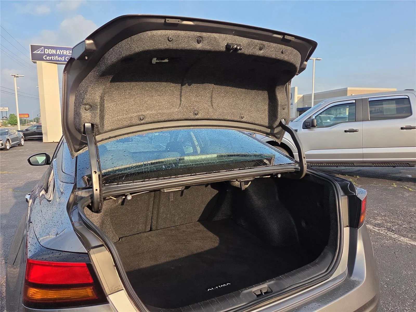 Used 2024 Gun Metallic Nissan 2.5 SV image 24