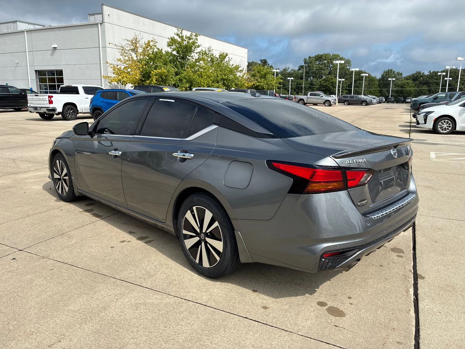 Used 2022 Gray Nissan 2.5 SL image 6