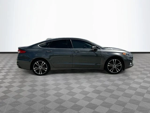 Used 2019 Gray Ford Titanium image 4