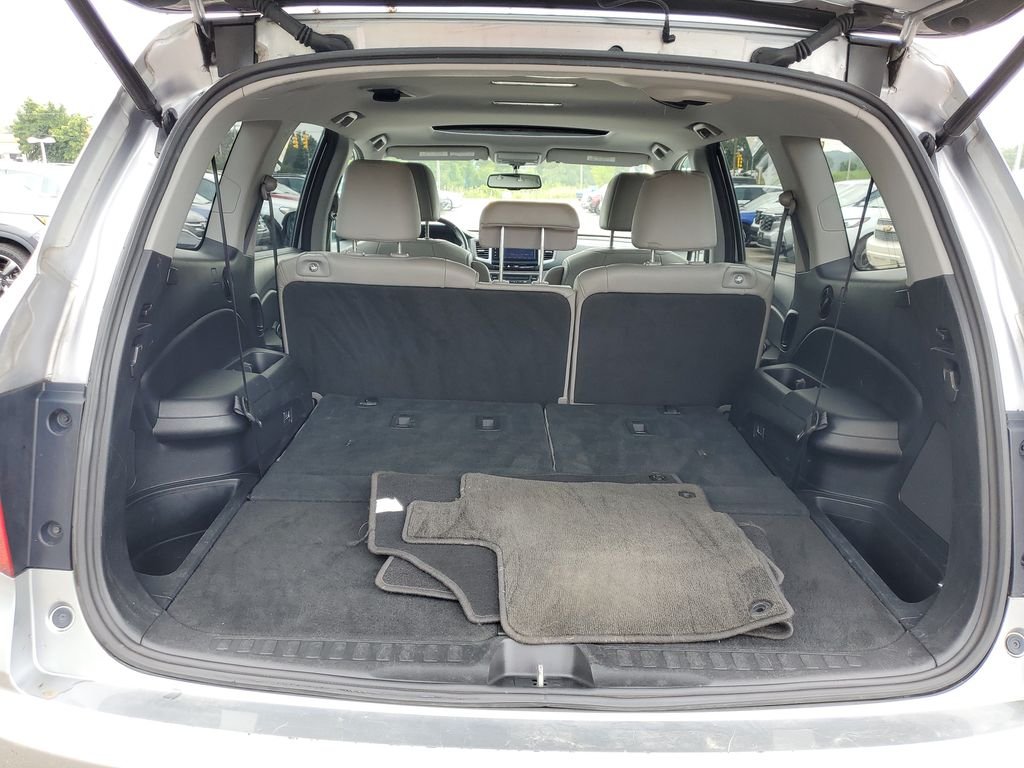 Used 2016 Lunar Silver Metallic Honda EX-L image 7
