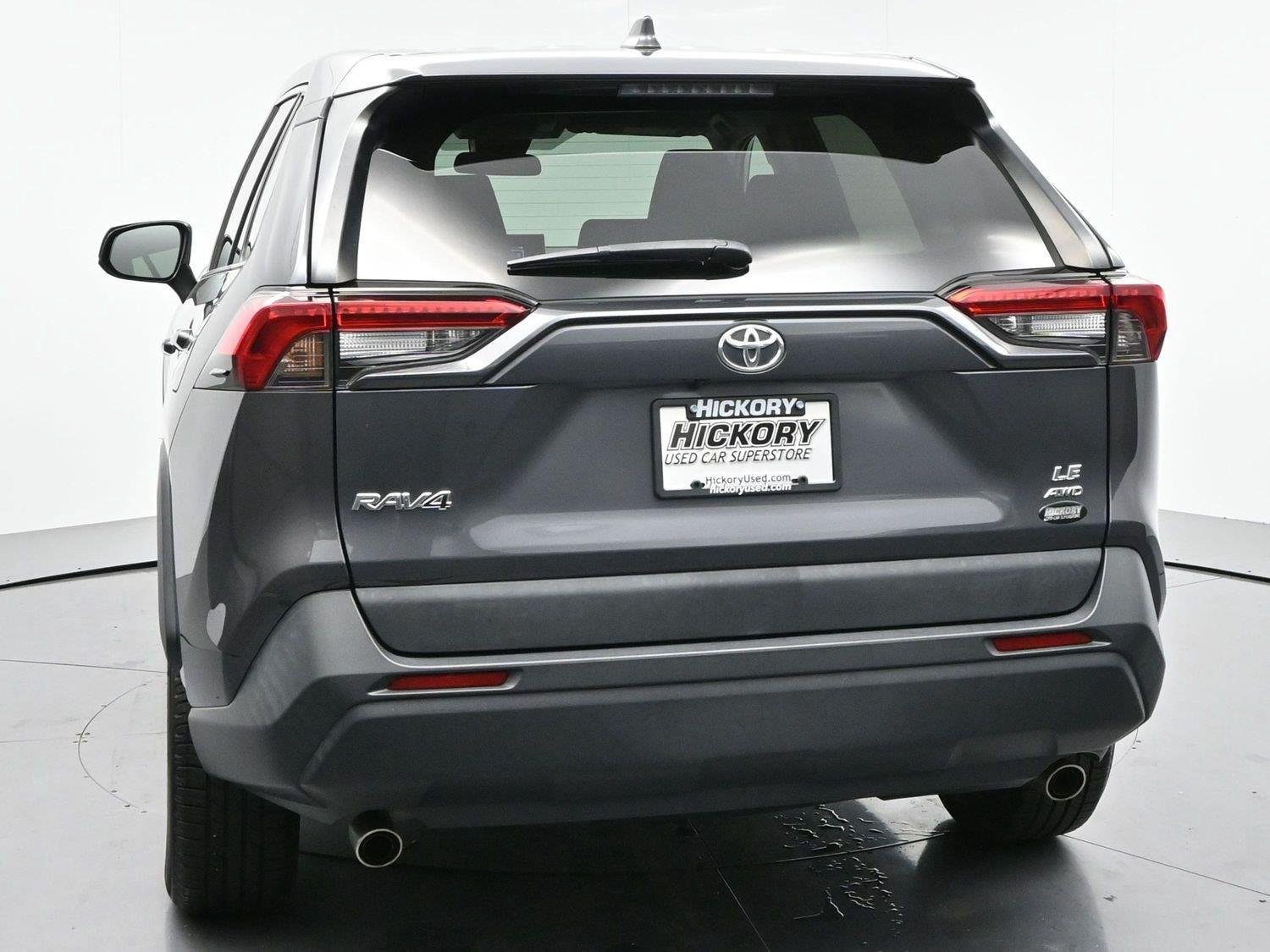 Used 2022 Magnetic Gray Metallic Toyota LE image 6