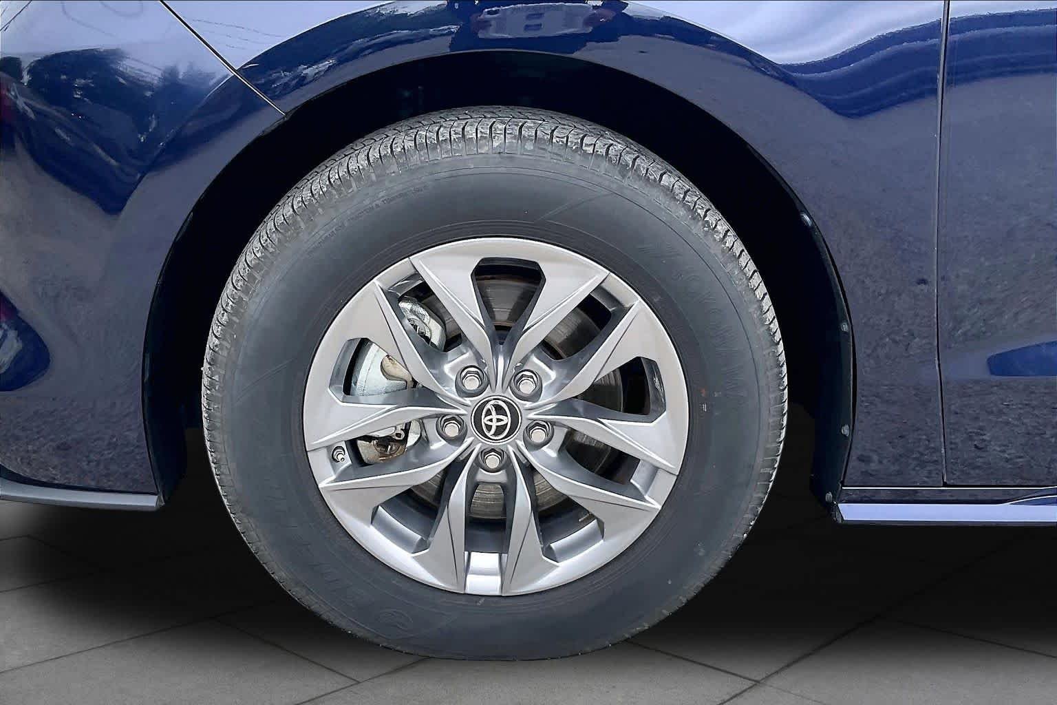 Used 2025 Blueprint Toyota XLE image 11
