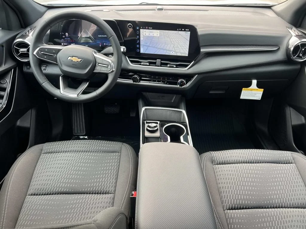 New 2027 Summit White Chevrolet LT image 3