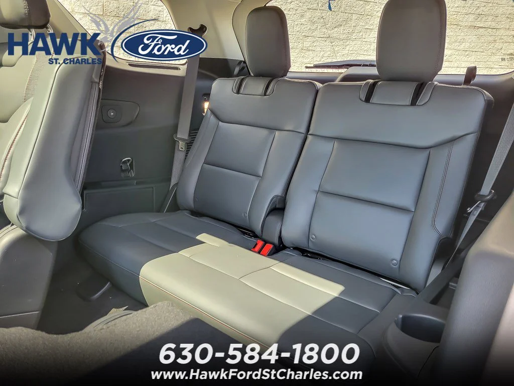 New 2026 Star White Metallic Tri-Coat Ford Active image 10