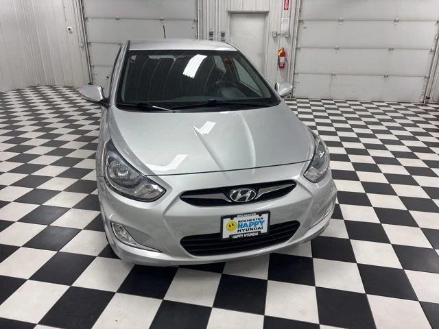 Used 2013 Hyundai Accent SE with VIN KMHCU5AE6DU087549 for sale in Rochester, Minnesota
