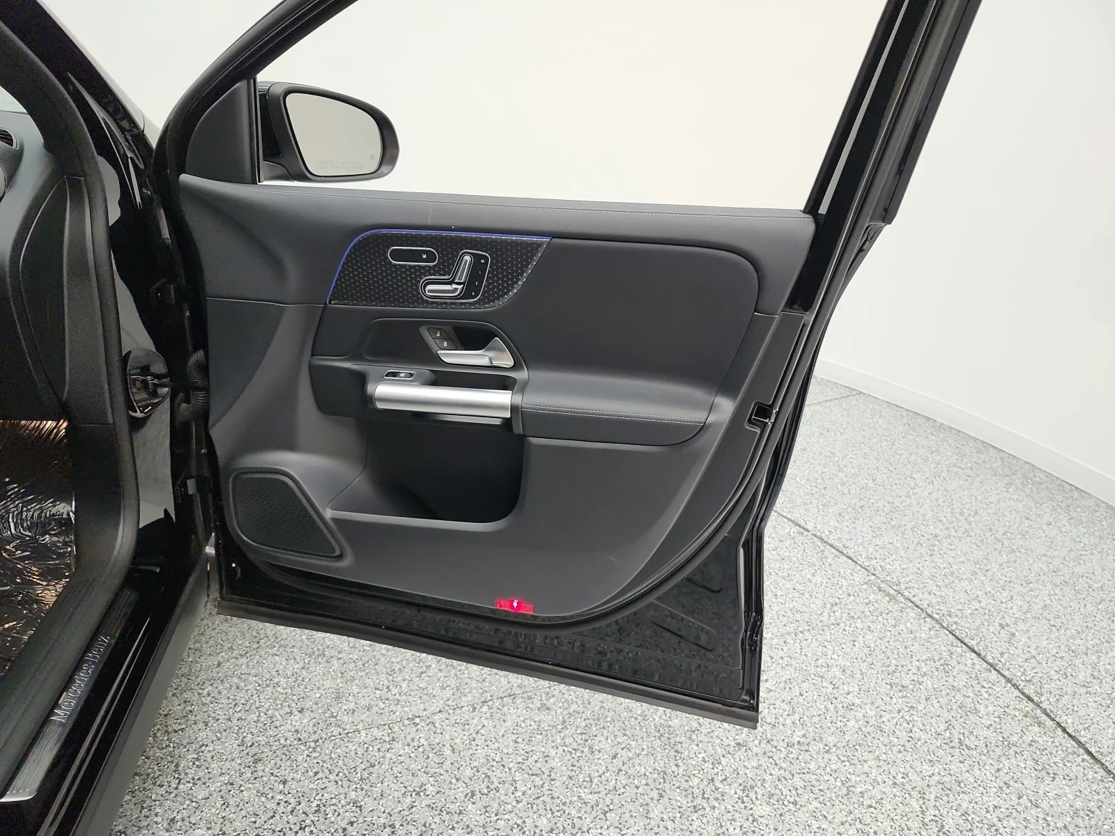Certified Used 2024 Night Black Mercedes-Benz GLA 250 SUV image 22
