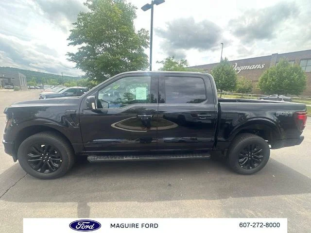 New 2026 Agate Black Metallic Ford XLT image 24