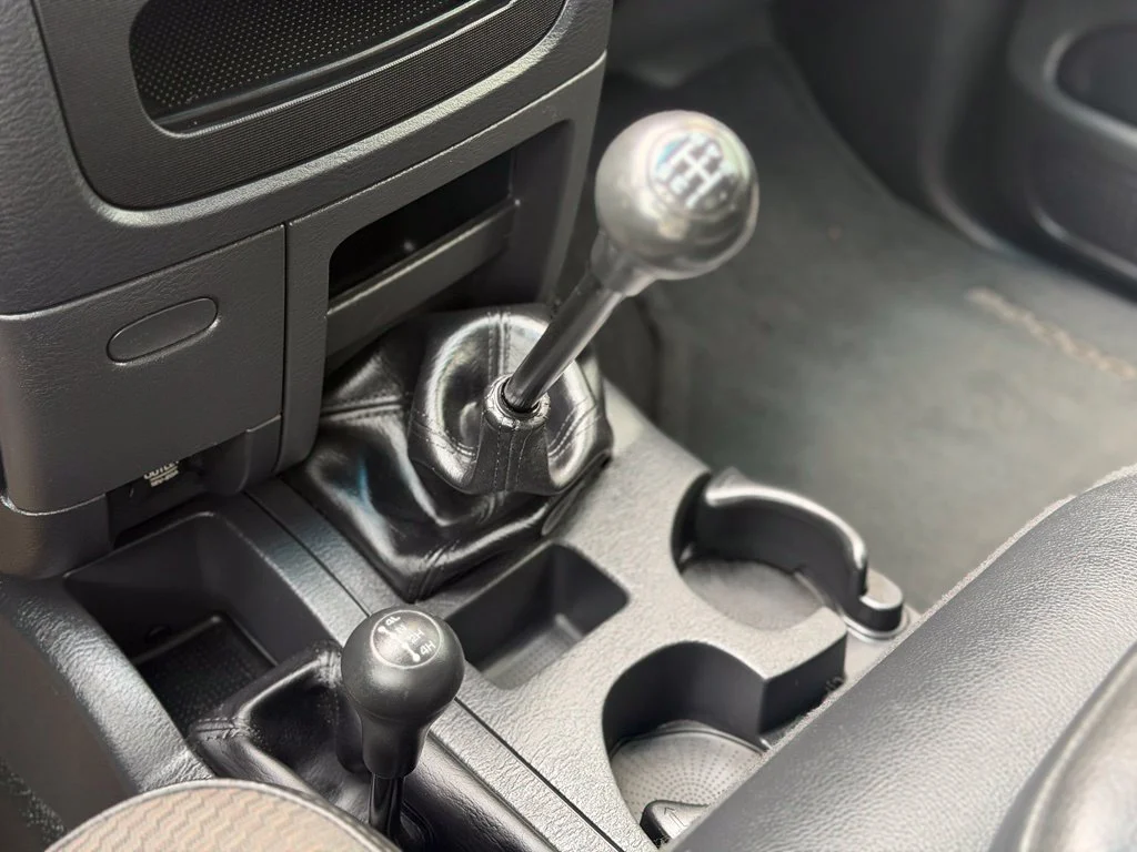 Used 2004 Silver Dodge ST image 14