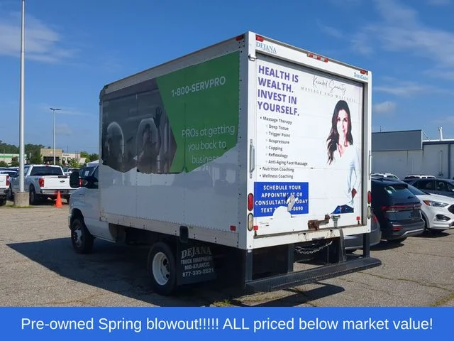 Used 2017 White Ford XL image 3