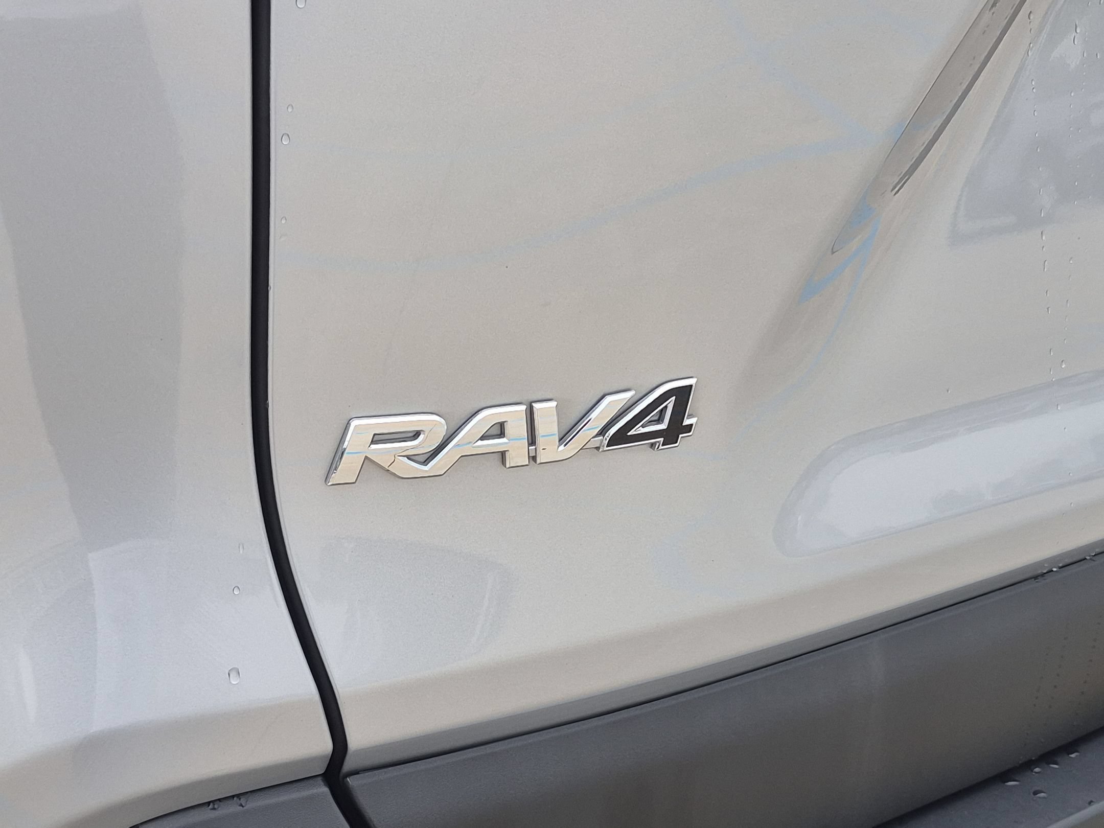 Used 2019 Silver Sky Metallic Toyota Limited AWD image 31