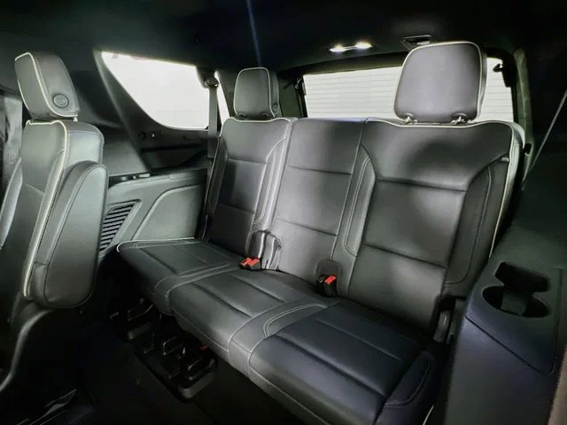 Used 2022 Gray Chevrolet Premier image 37