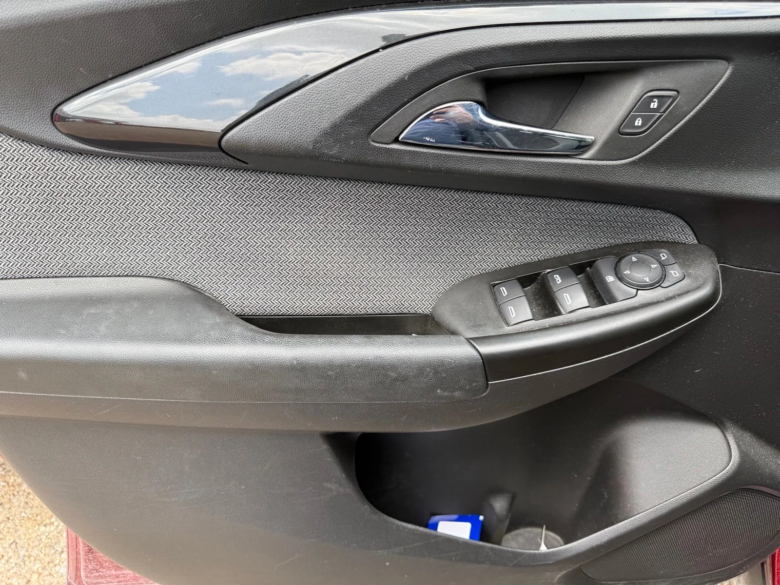 Used 2023 Red Chevrolet LT image 13