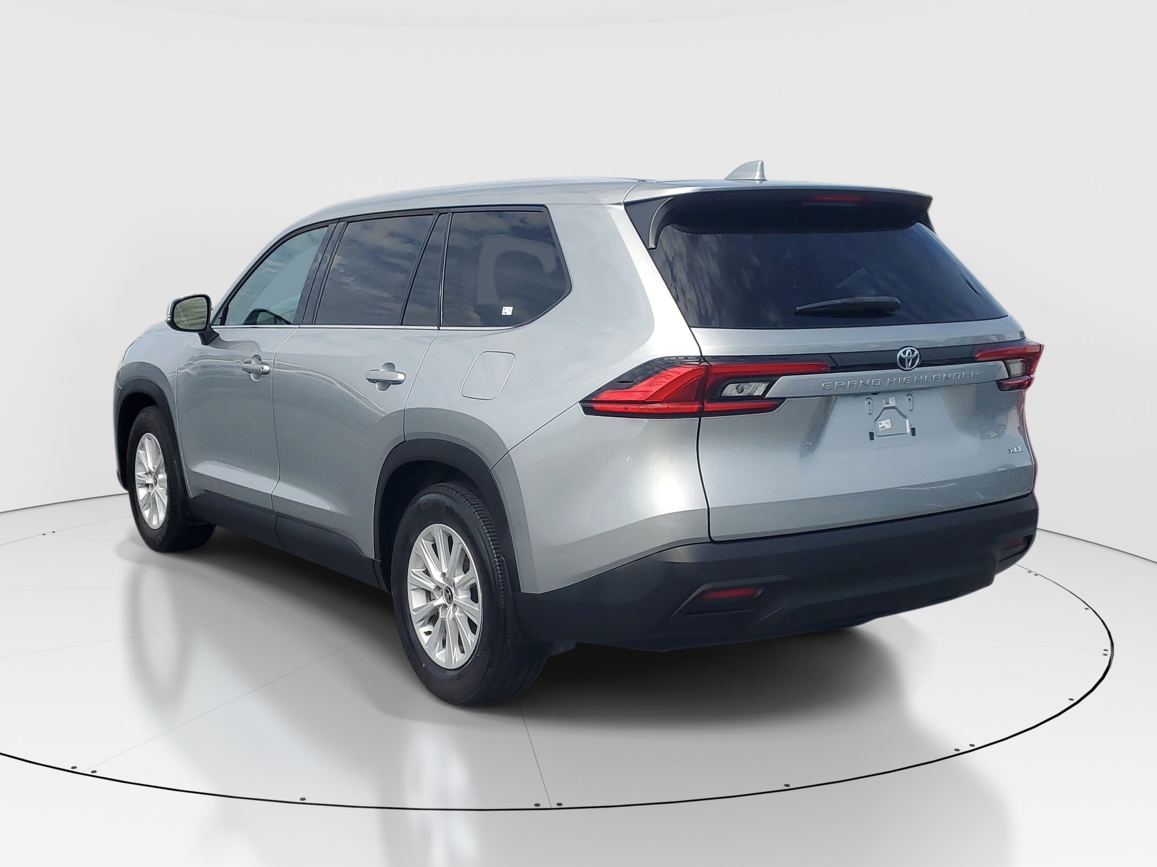 Used 2024 Celestial Silver Metallic Toyota XLE image 5