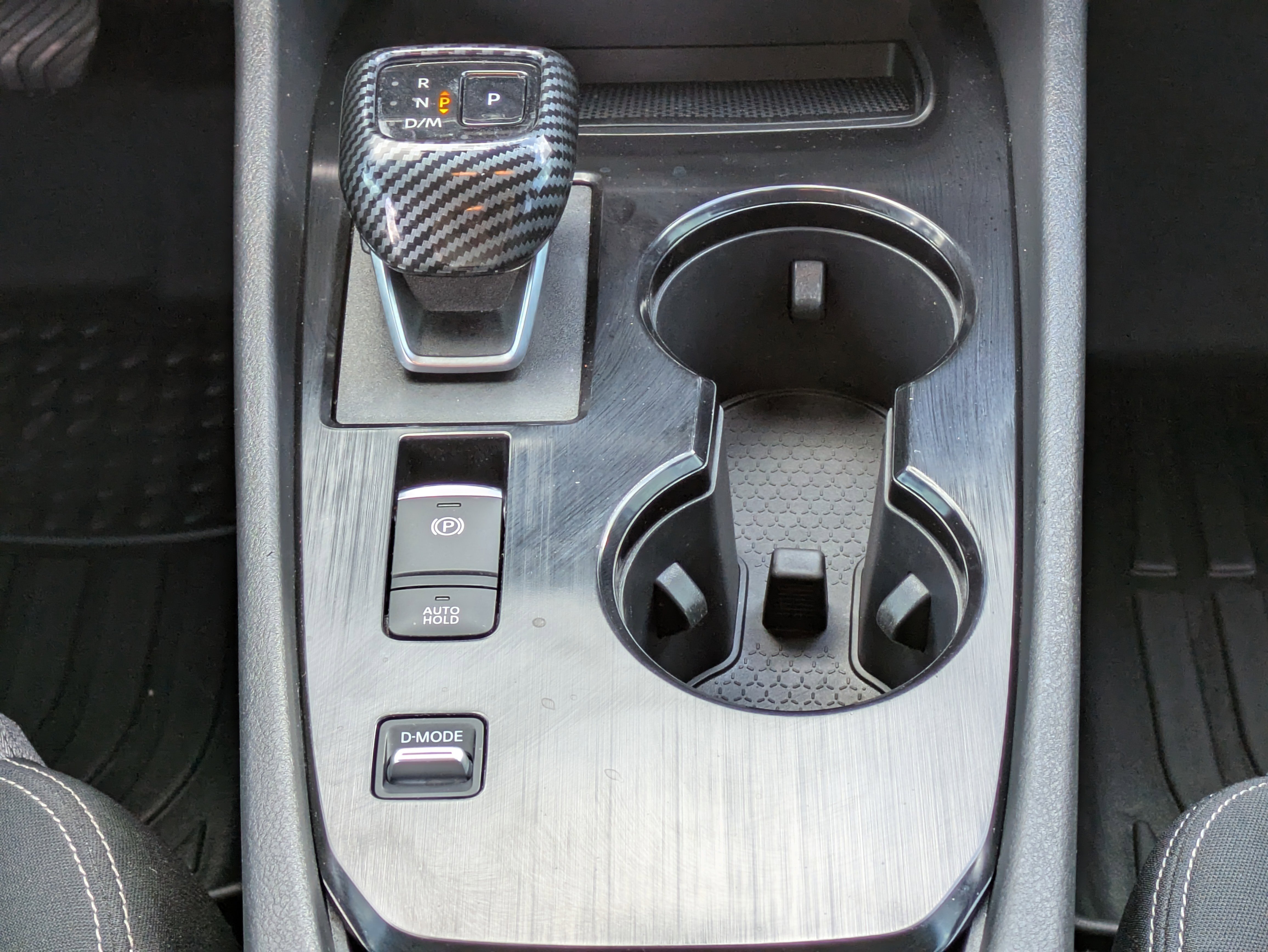 2023 Nissan Rogue SV - Photo 18