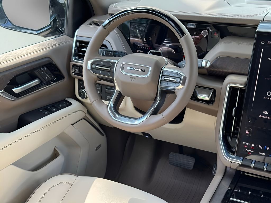 2026 GMC Yukon Denali - Photo 20